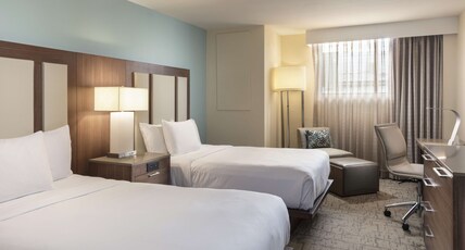 Hilton Clearwater Beach Resort & Spa Room Type - 2 DOUBLES GULF VIEW