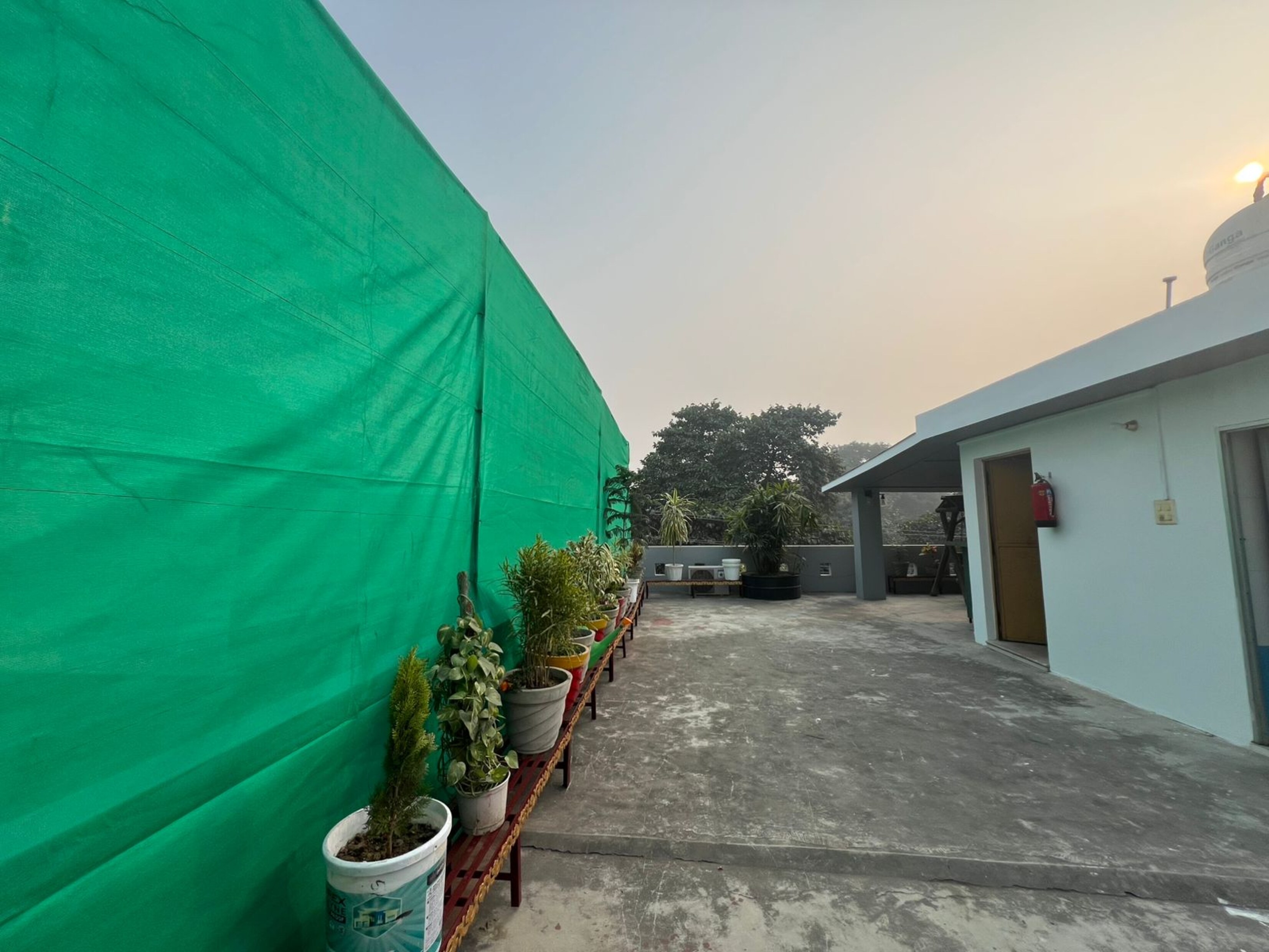 Om Kashi Villa - Tap to explore photos