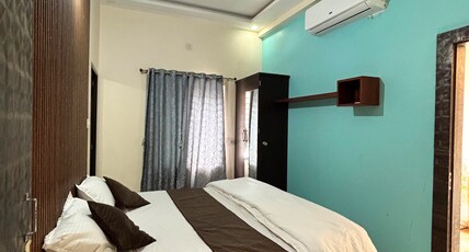 Bansuri Villa Home Stay Room Type - Delux Room Ground Floor Bansuri Villa Home Stay Room Type - Delux Room Ground Floor