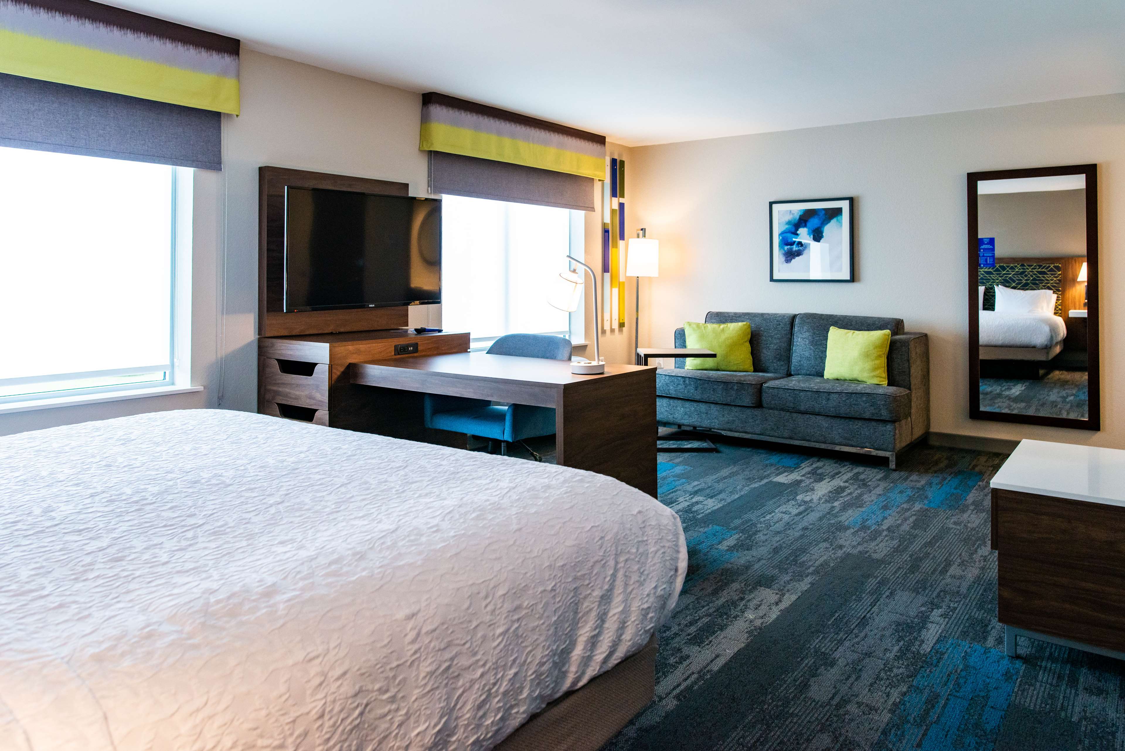 Hampton Inn Paris IL, IL - Tap to explore photos
