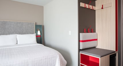 Avid Hotels Madison - Monona Room Type - 2 Queen Beds Standard Comm Accessible