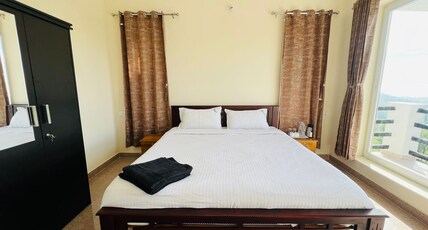 Hide Hillcrest Rooms in a Villa Room Type - Delux Room