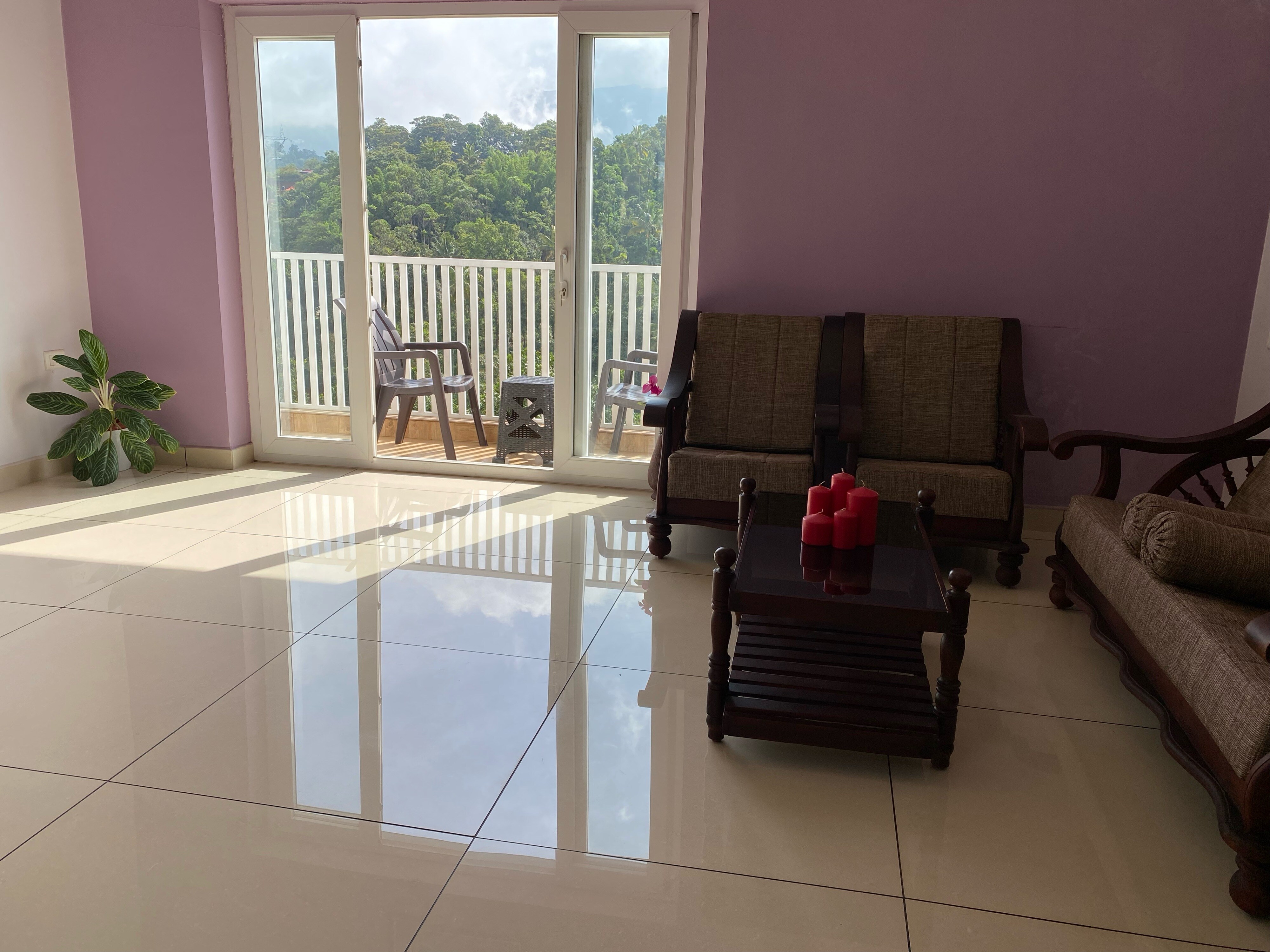 Munnar BnB - Tap to explore photos