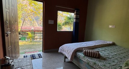 Maasa Retreat & Resort Room Type - Standard Double Room With Mountain View Maasa Retreat & Resort Room Type - Standard Double Room With Mountain View