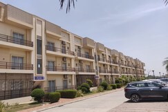 Hotel dhruva inn shree dham