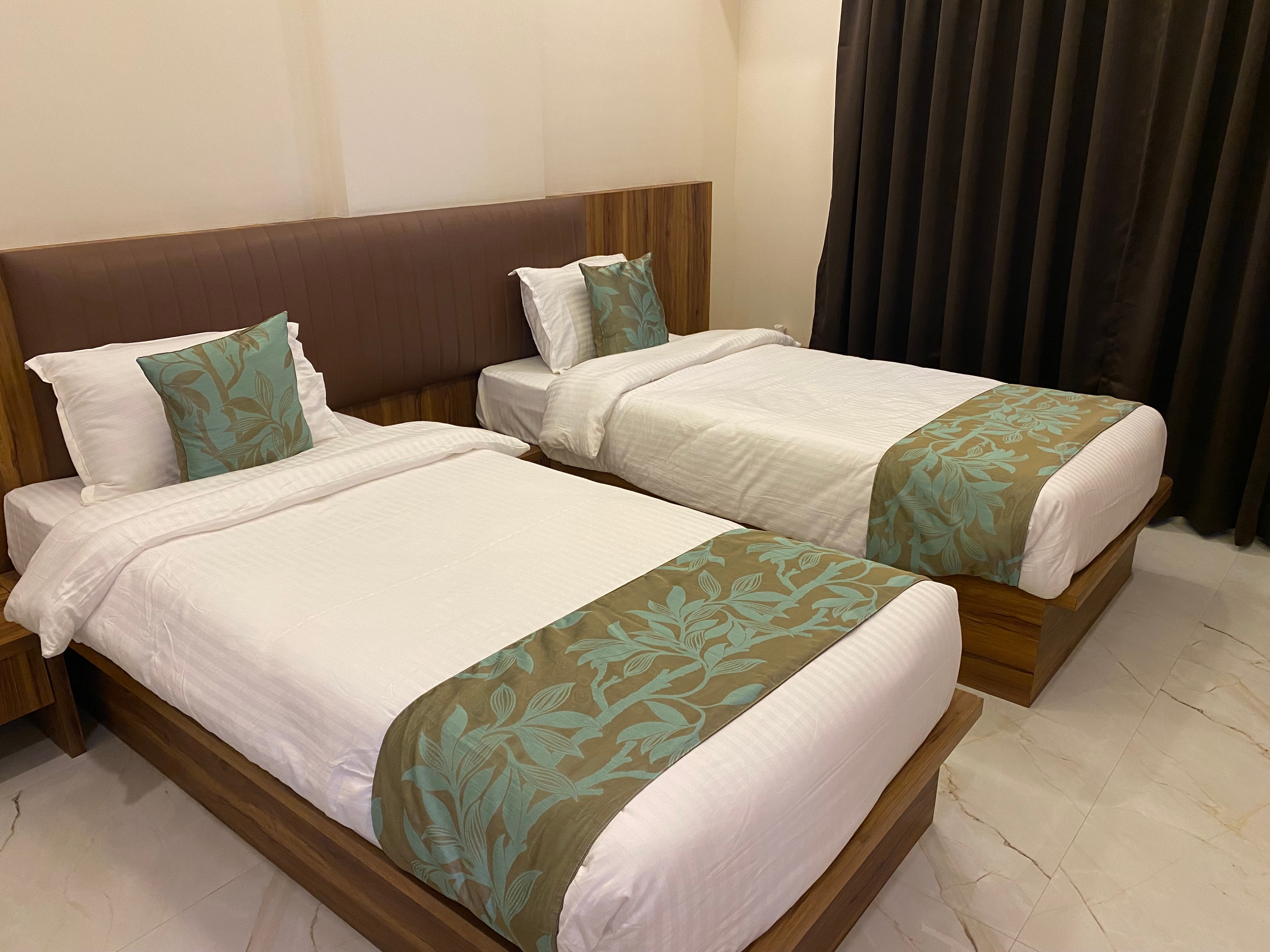 The Grand Sarovar Inn and Suites - Tap to explore photos