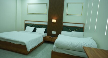 Deep Palace Inn Mathura Room Type - Four Bedroom
