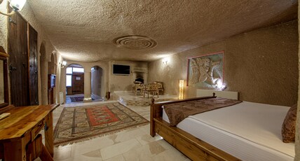 Roma Cave Suite Hotel Room Type - King Suite with Spa Bath