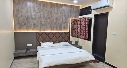 The Royal Hotel Room Type - Super Deluxe Room