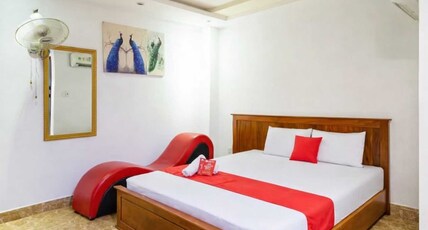 Collection O Long Phung Hotel Room Type - Vietnam Superior Double