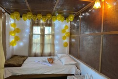 the barn homestay peren