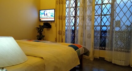 18 Stone Gables Villa | Rooms & Guided Treks Room Type - Mountain view