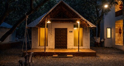 The Brook Ville Room Type - Jungle Ac Wooden Cottage