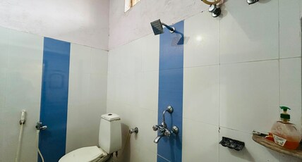 HOTEL LAXMI INTERNATIONAL Room Type - Deluxe Ac Room