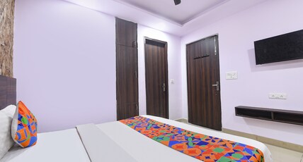 FabHotel Snereya Room Type - Deluxe Room