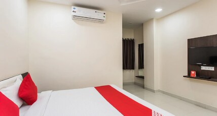 Hotel Shree Aaradhy Room Type - Four Bed AC Room