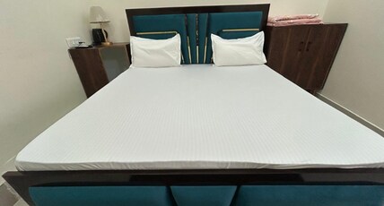 Kusum Stays Room Type - Double Bed AC Room