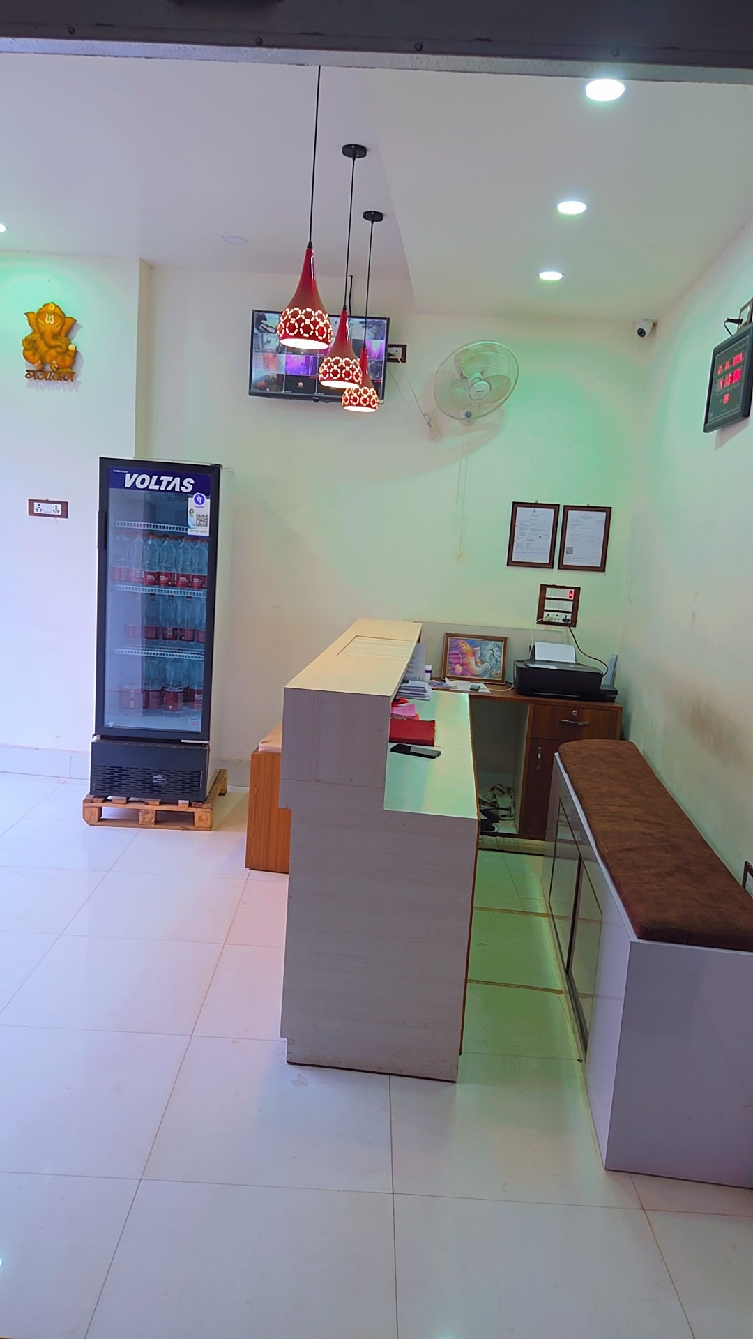 Hotel Sagar 500Meter from Baba Mandir - Tap to explore photos