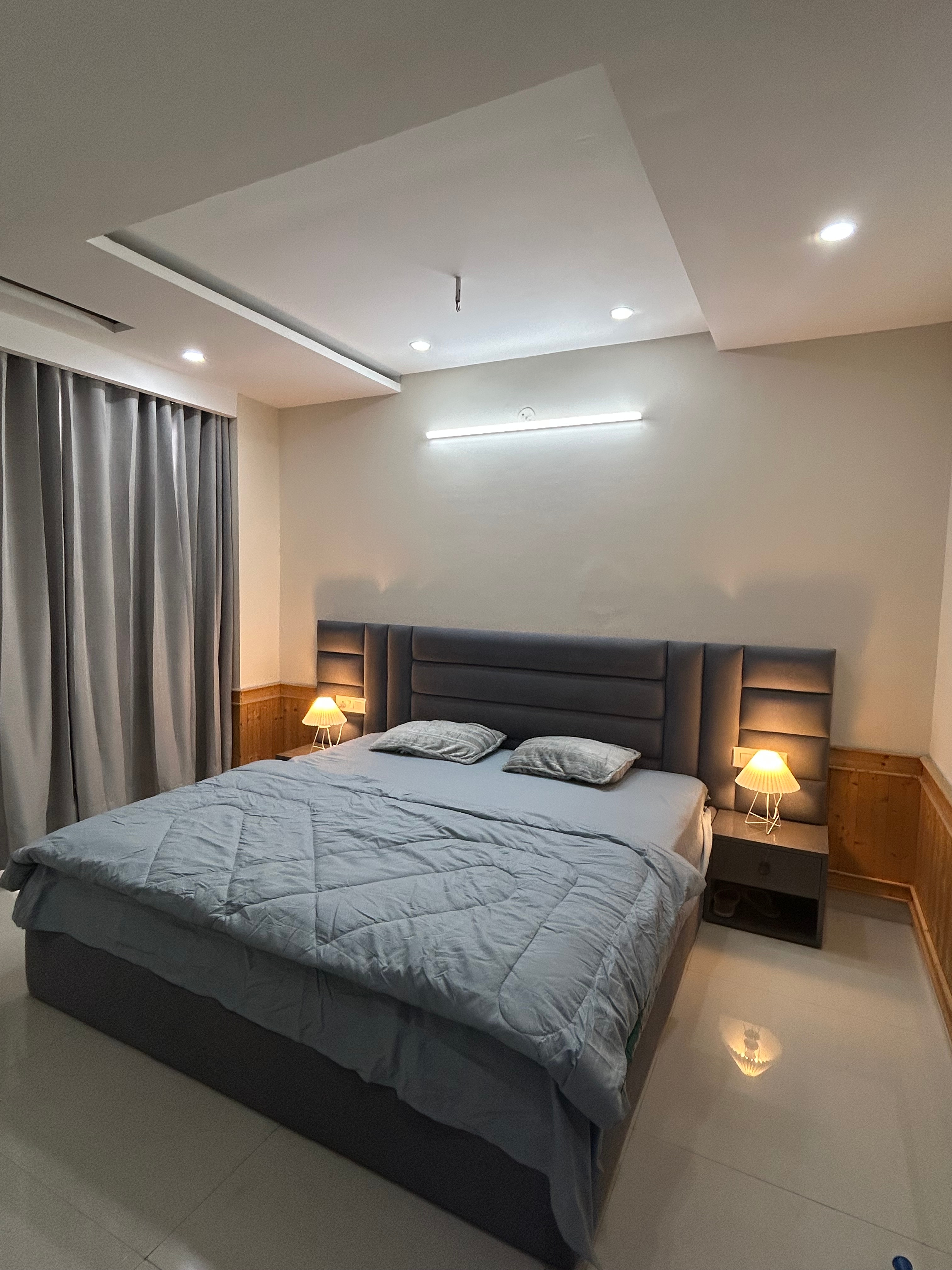 Apartment in Barog - Tap to explore photos