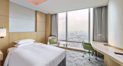 Lotte Hotel Hanoi Room Type - Club Deluxe King Room