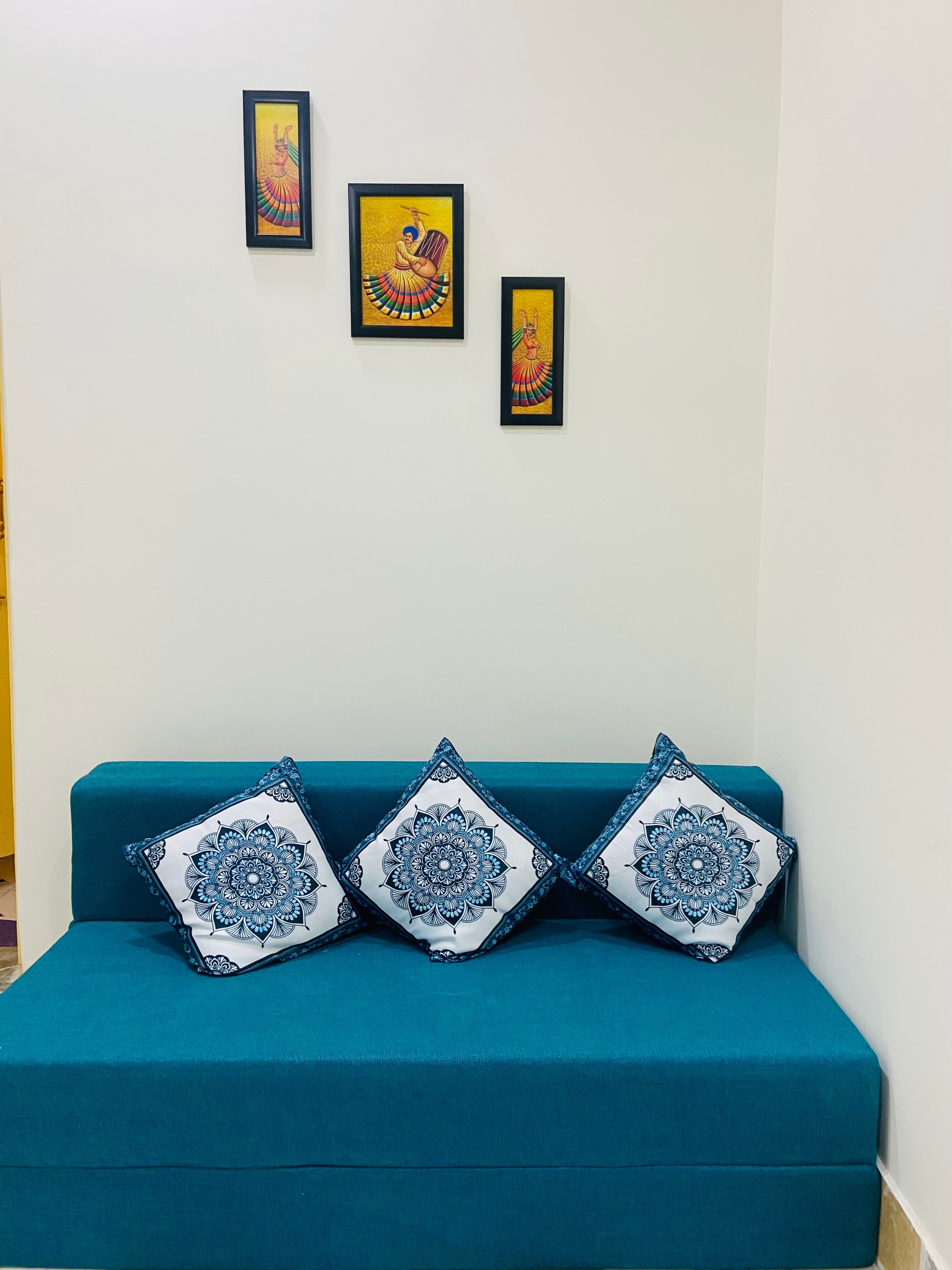 Param Hans Villa - A Luxury - Tap to explore photos