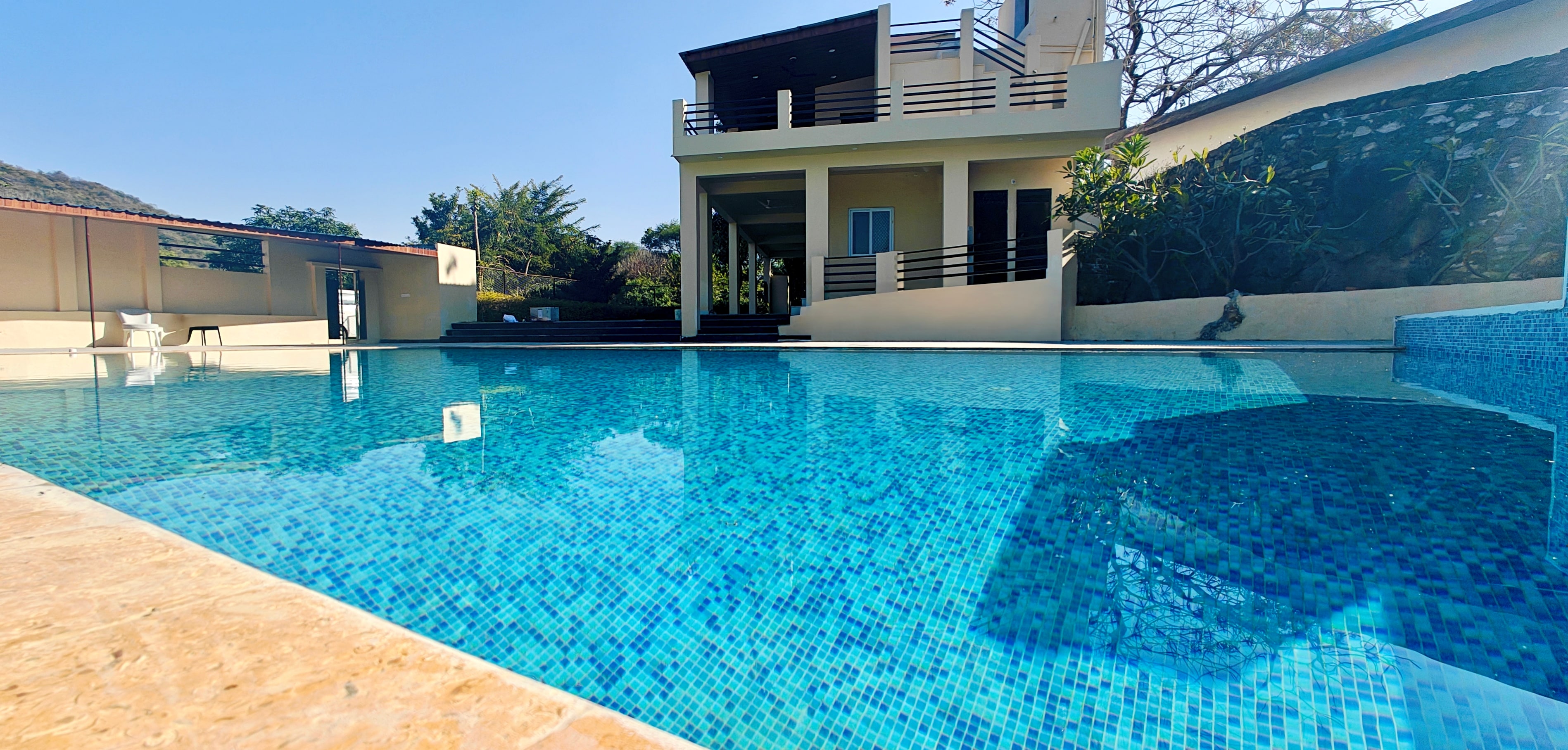 Arihant Farm Villa A luxurious escape - Tap to explore photos
