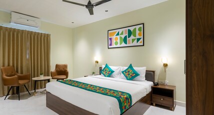 Treebo The Infinity, Banjara Hills Room Type - Deluxe Family Room