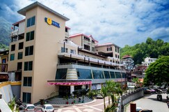 Purnam Residency-Centrally Located in Purnam Mall, Bilaspur