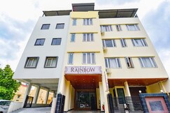 The Rainbow Hotel - 05 Mins from Lake Pichola