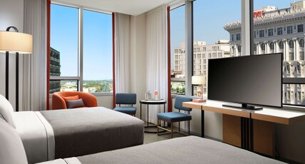 Canopy by Hilton New Orleans Downtown Room Type - 2 QUEEN BED CORNER ROOM