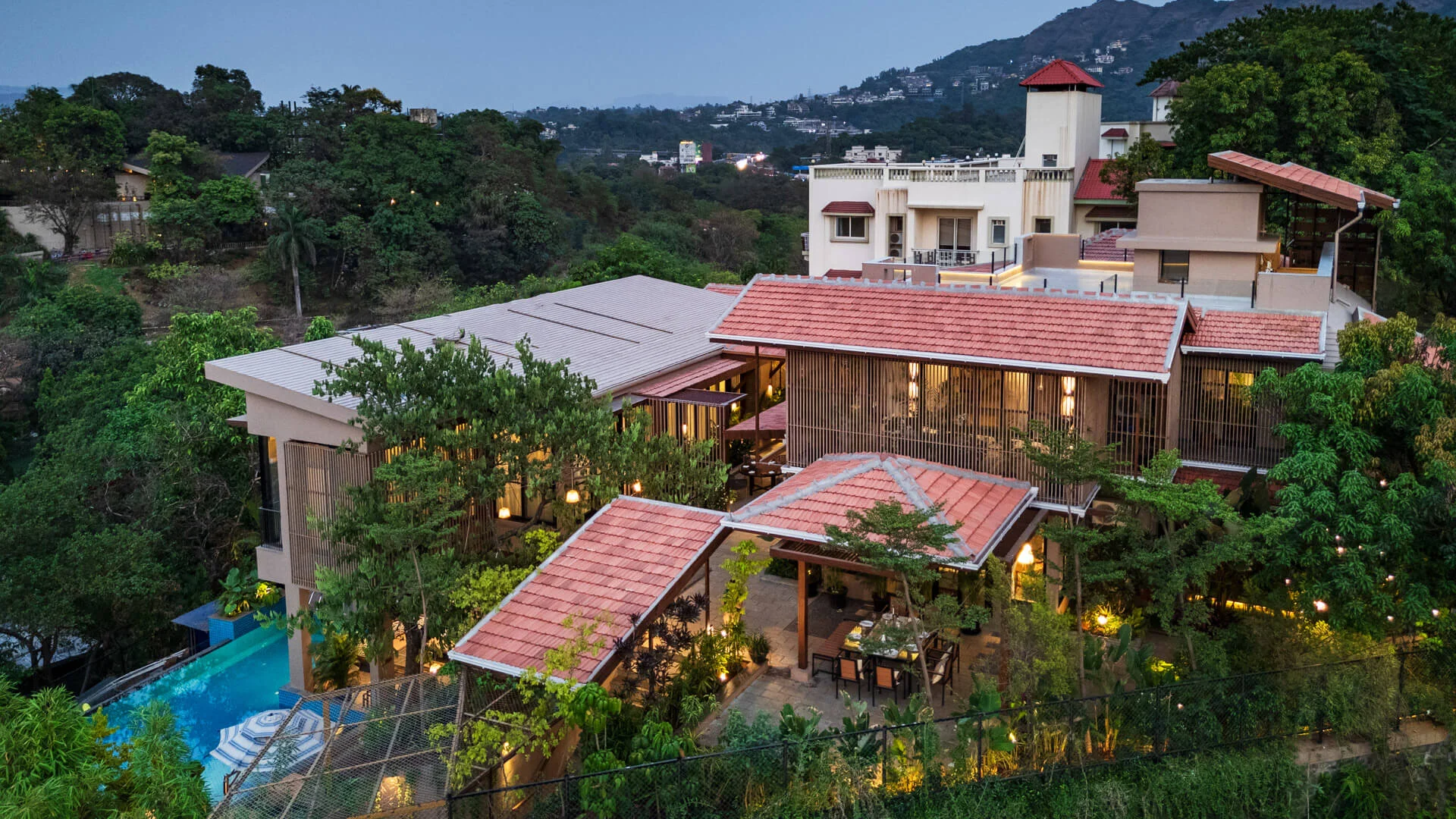 LohonoStays Villa RigVeda Room Type - LohonoStays Villa RigVeda