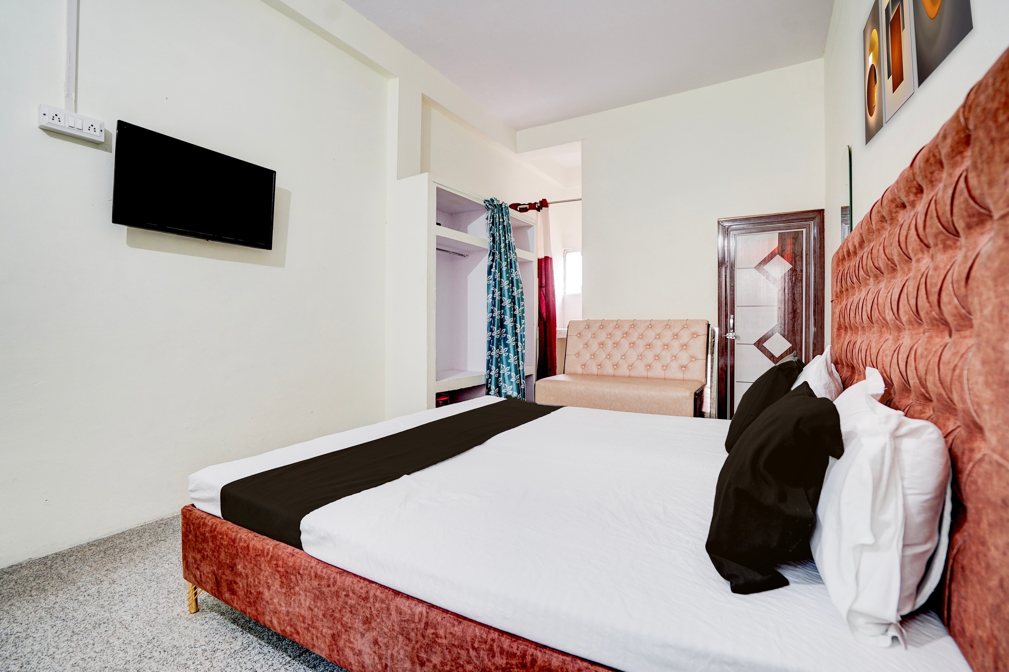 SPOT ON Sangam House - Tap to explore photos