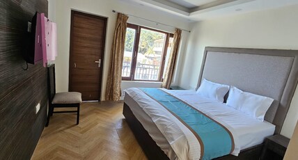 Padam Homestay Room Type - Mountain view deluxe room with balcony Padam Homestay Room Type - Mountain view deluxe room with balcony