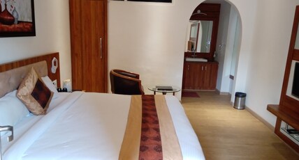 Gold Nest Rubystone Heritage Room Type - Deluxe Room