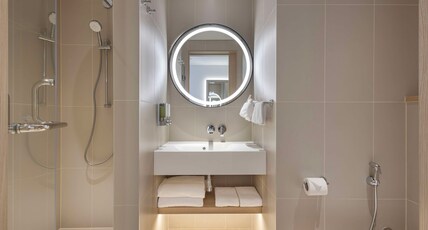 Hampton by Hilton Kuwait Salmiya Room Type - TWIN ROOM SMOKING