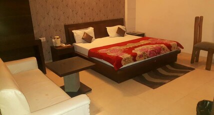 Hotel Daisy inn Room Type - Grand Room