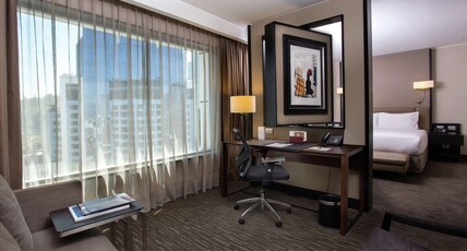 DoubleTree by Hilton Hotel Santiago - Vitacura Room Type - 1 KING JUNIOR SUITE