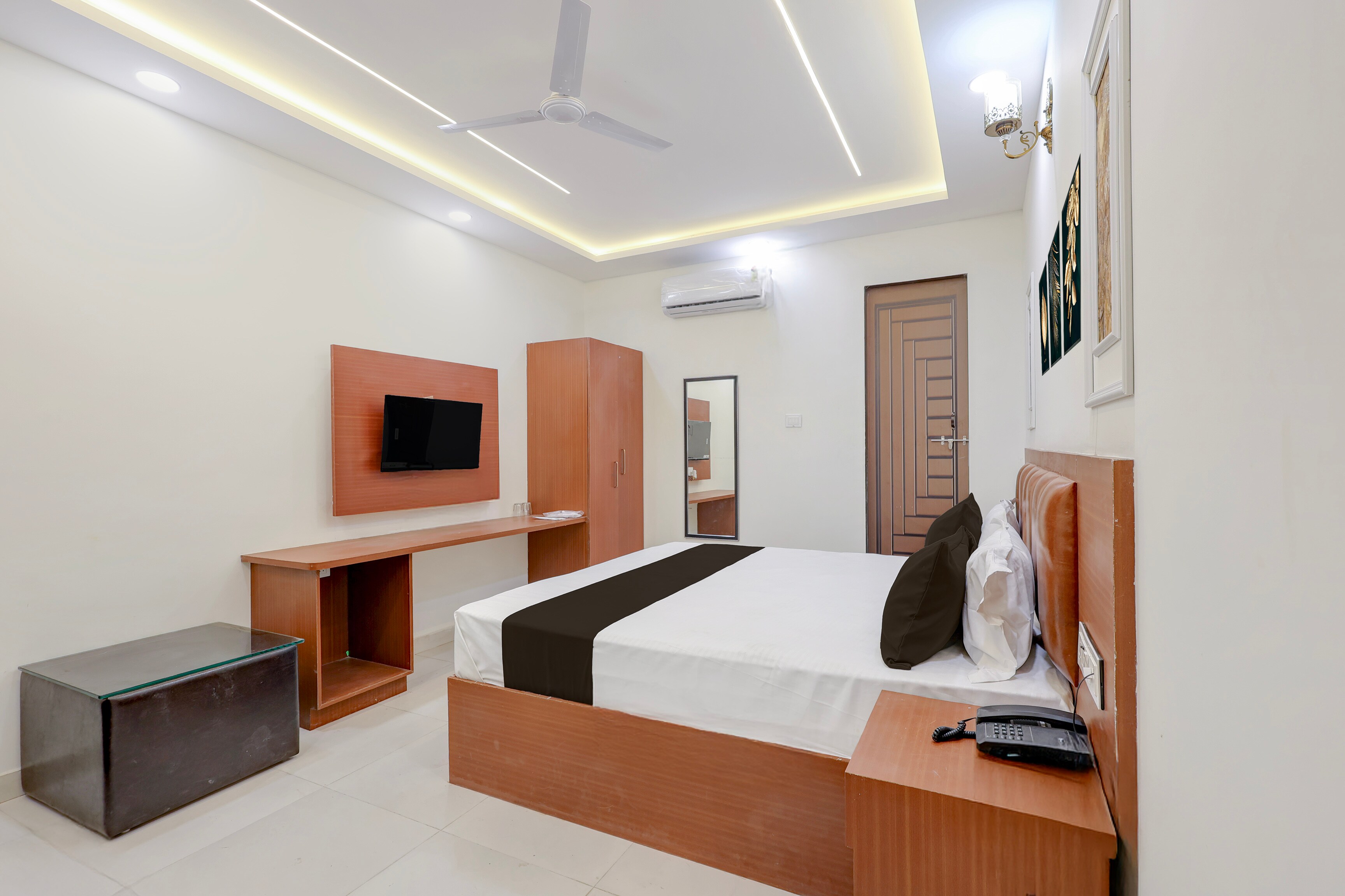 Hotel O Skyvilla Home Stay And Guest House - Tap to explore photos