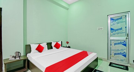 Hotel O Santuka Palace Room Type - Classic