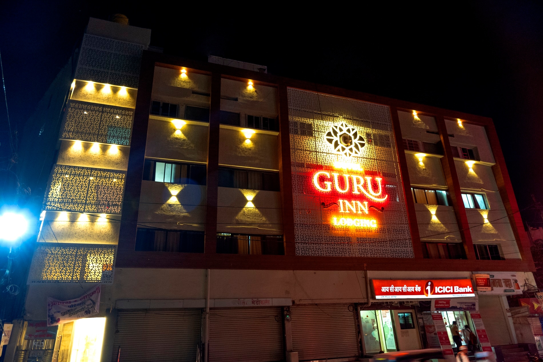 Hotel Guru Inn - Tap to explore photos
