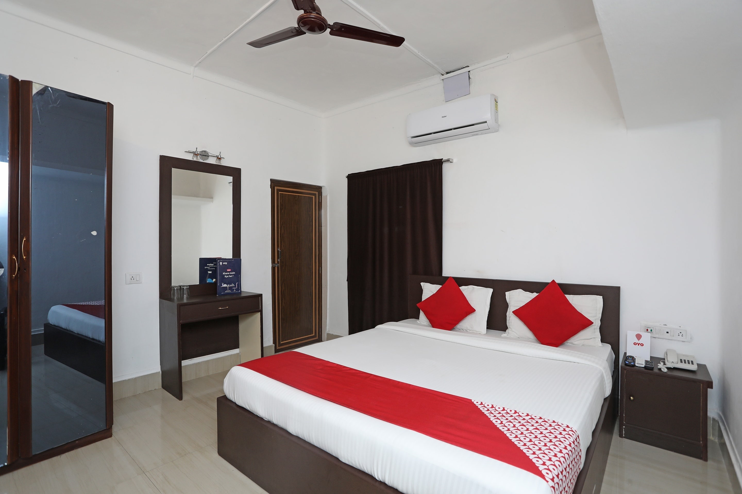 Hotel O Jalan Lake View Near Mani Square - Tap to explore photos
