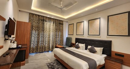 Hotel Kerni Palace Room Type - Classic Room Hotel Kerni Palace Room Type - Classic Room