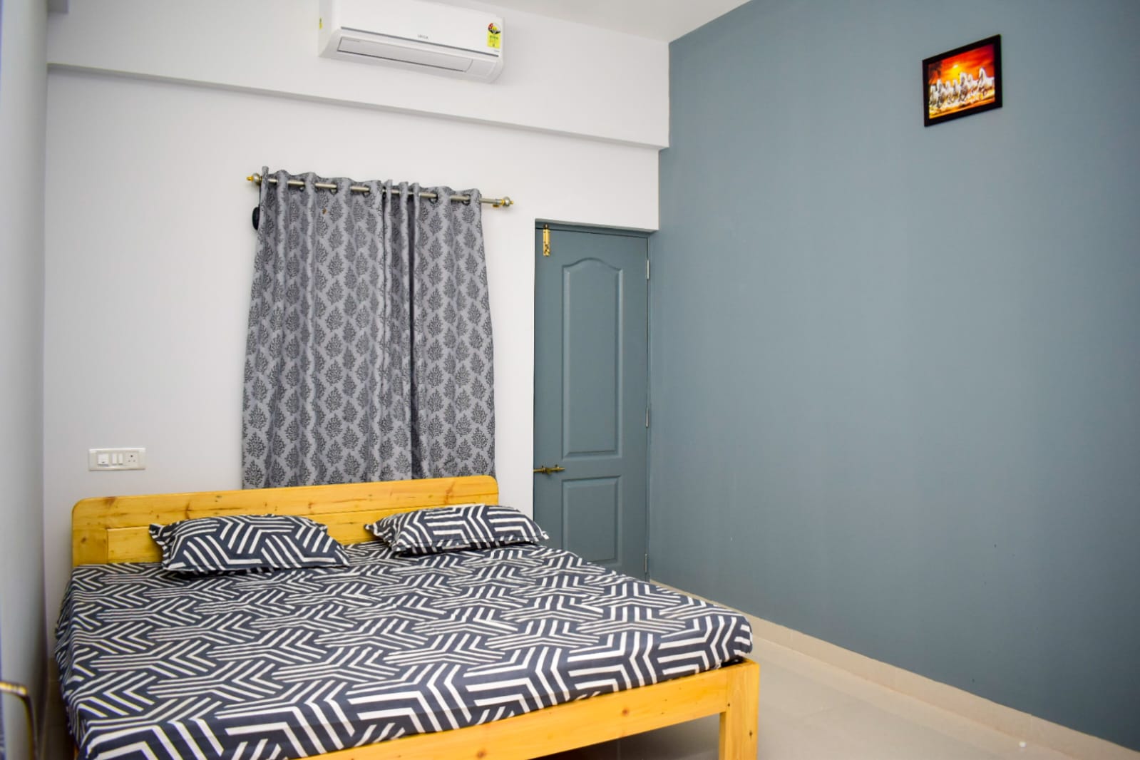2bhk Apartment near dabolim airport - Tap to explore photos