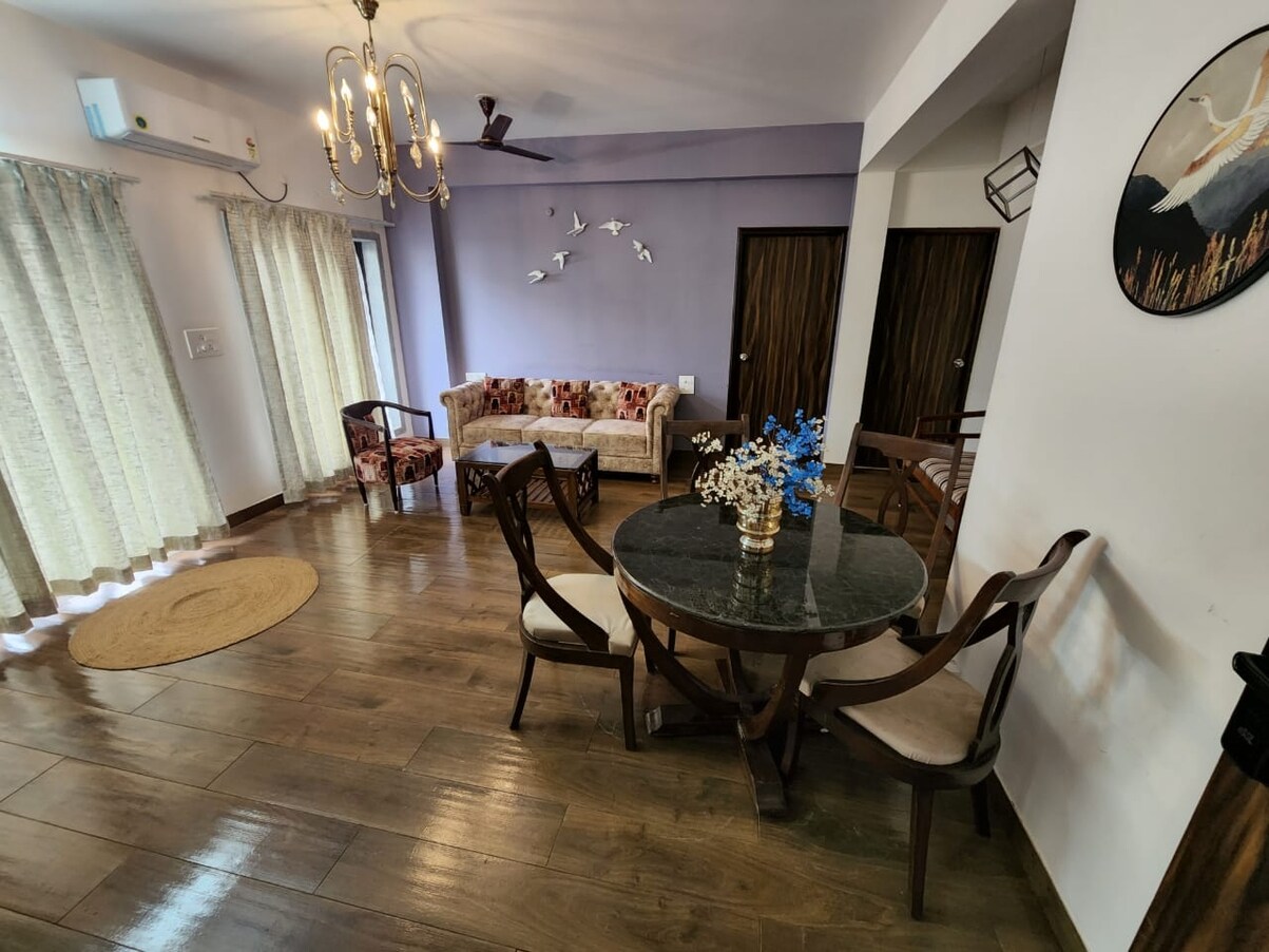 Good Vibes - Tap to explore photos