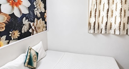 Comfi Stay Hotel Room Type - Standard Double Room NON AC Comfi Stay Hotel Room Type - Standard Double Room NON AC