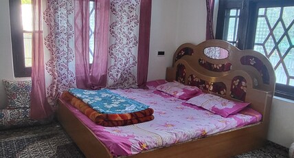 Rose wood home stay Room Type - Bedroom 6