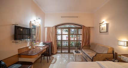 Rajesh Hotel Room Type - Super Deluxe AC Room with Balcony Rajesh Hotel Room Type - Super Deluxe AC Room with Balcony