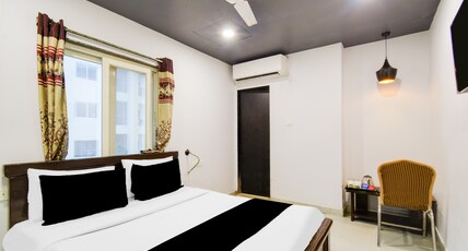 Super Townhouse Alwal Road Room Type - Deluxe