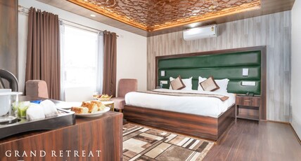HOTEL GRAND RETREAT Room Type - Super Deluxe
