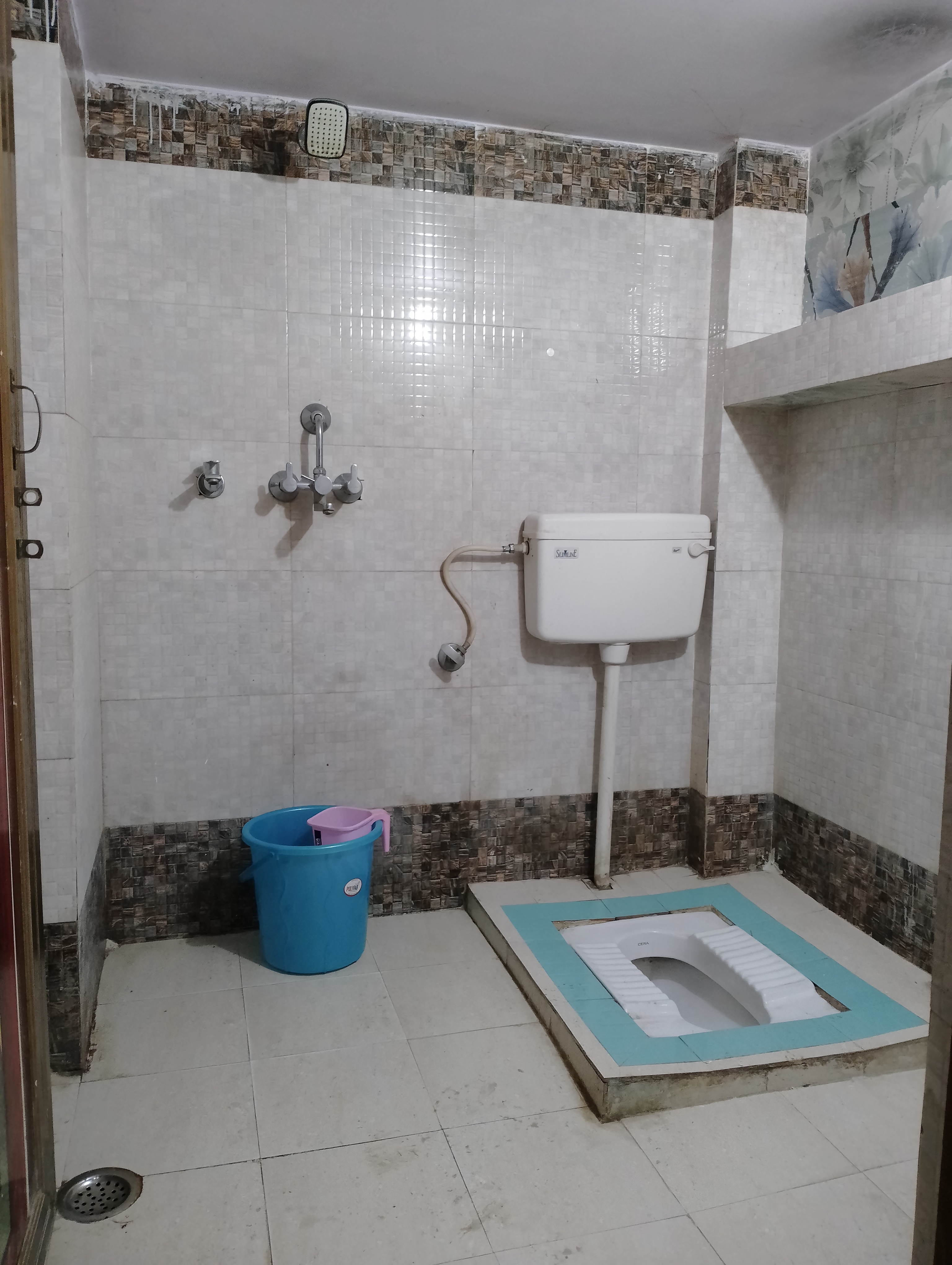 Shreeji Homestay - Tap to explore photos